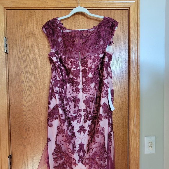 AZAZIE Plum Lace Maxi Dress - Picture 7 of 10